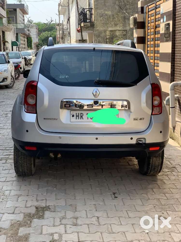 Duster 25 Average Diesel Suv Family Car