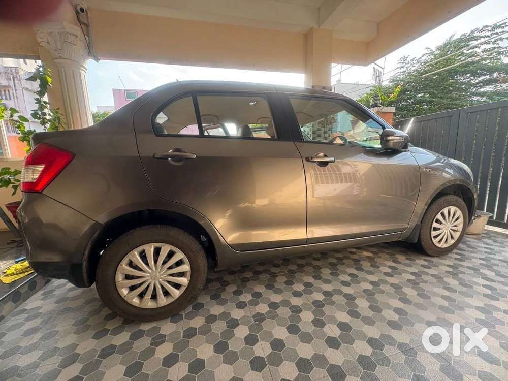 Maruti Suzuki Swift Dzire 2016 Petrol 72000 Km Driven