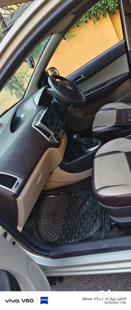 Hyundai I20 Magna Petrol 2011