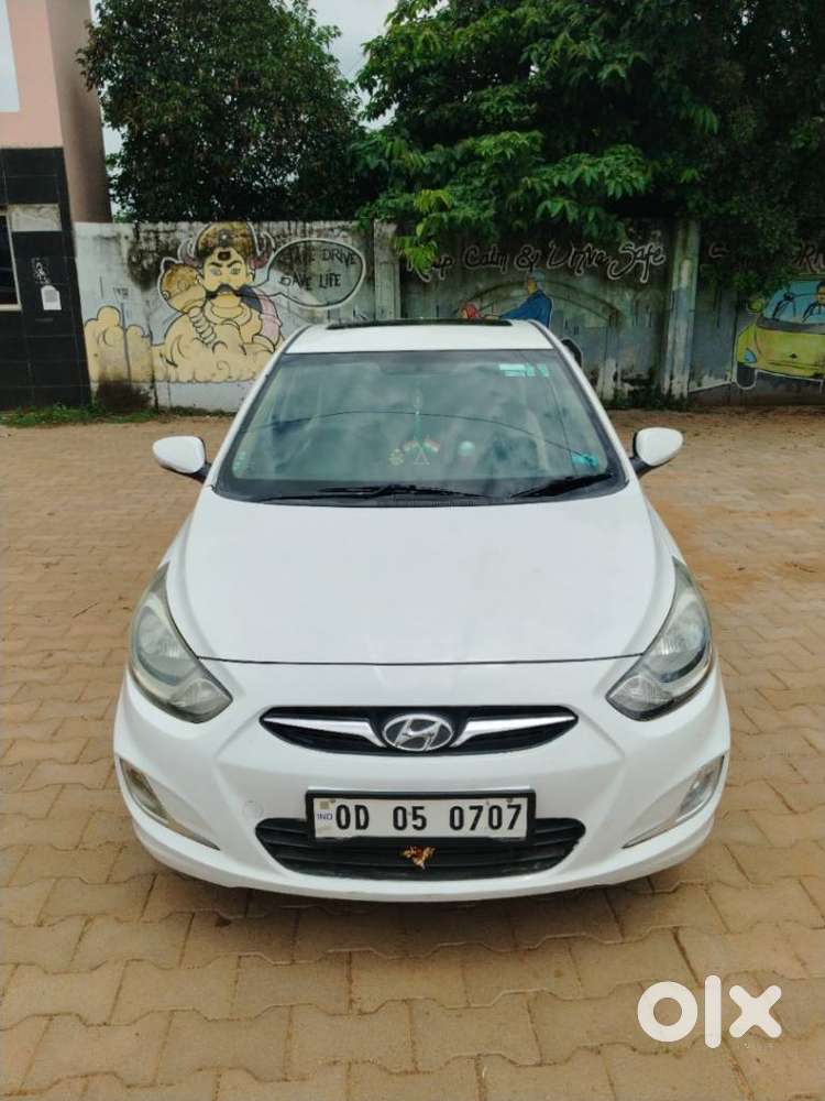 Hyundai Verna 1.6 Ex Vtvt, 2014, Petrol