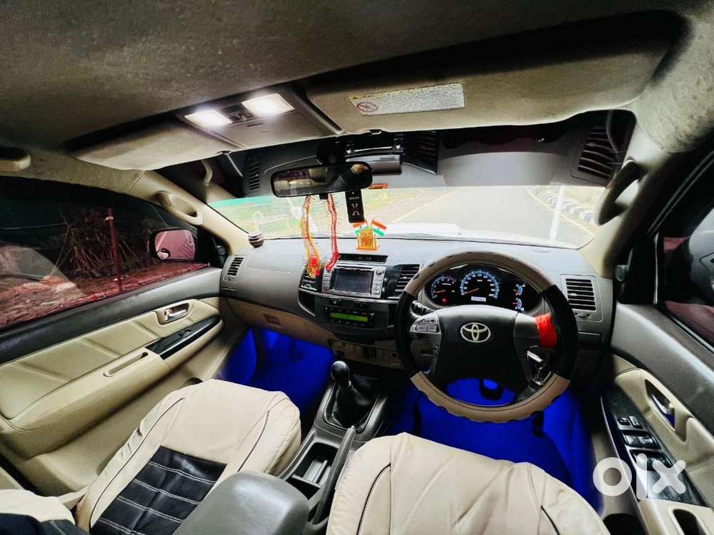 Toyota Fortuner Car New Condition Diesel 158000 Km Driven