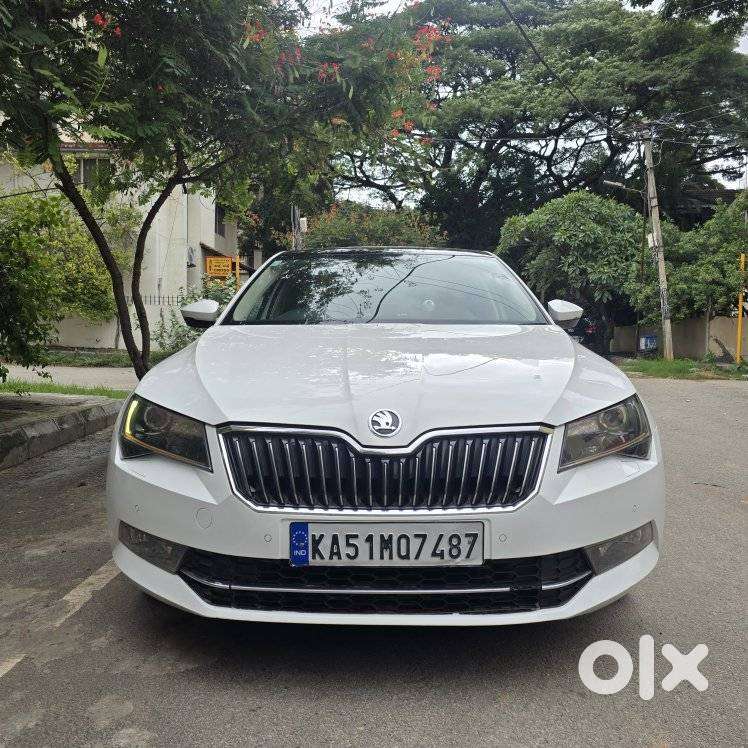 Skoda Superb Style 1.8, 2018, Petrol
