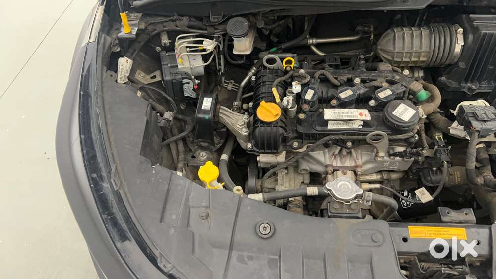 Tata Altroz 1.2 Xz Plus Dark Edition, 2022, Petrol