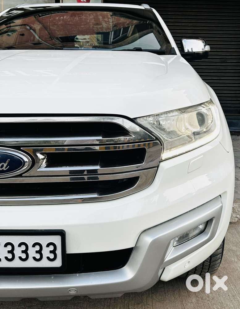 Ford Endeavour 3.2 Titanium At 4x4, 2016, Diesel