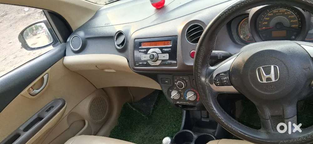 Honda Amaze 2013 Diesel Well Maintained