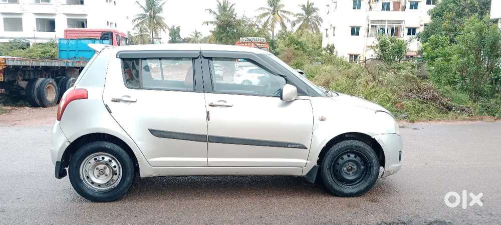 Swift Vxi 2009 Petrol