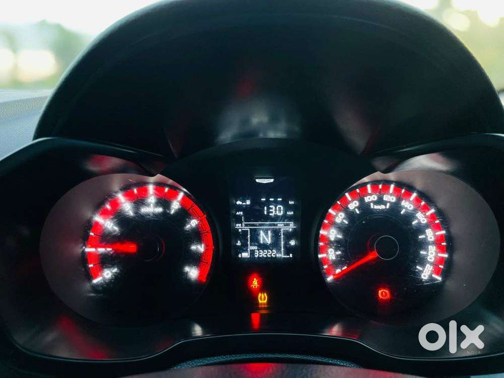 Mahindra Xuv300 W2 1.2 Petrol, 2024, Petrol