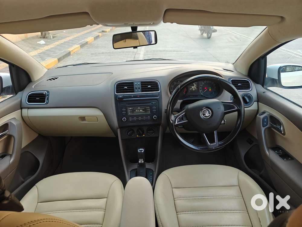 Skoda Rapid 1.6 Mpi At Ambition Plus, 2015, Petrol