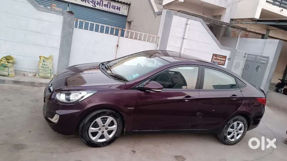 Hyundai Verna 2012