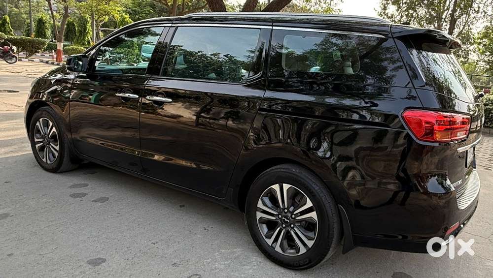 Kia Carnival Limousine Plus 7 Str, 2022, Diesel