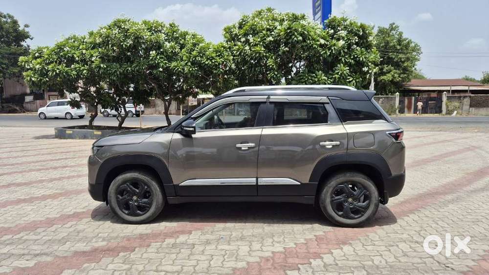 Maruti Suzuki Brezza 1.5 Zxi Smart Hybrid Dual Tone, 2023, Petrol