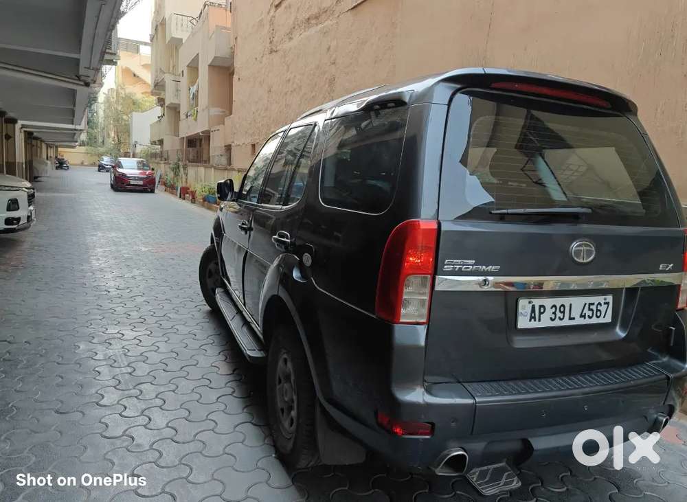 Tata Safari Storme 2019