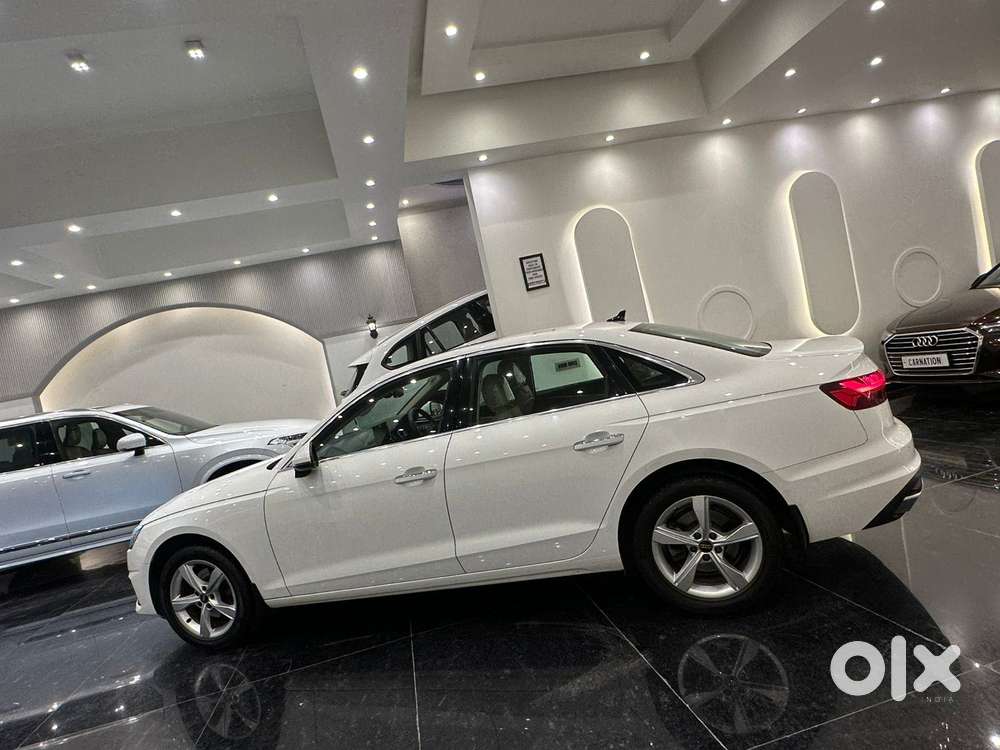 Audi A4 2.0 Premium 40 Tfsi, 2023, Petrol