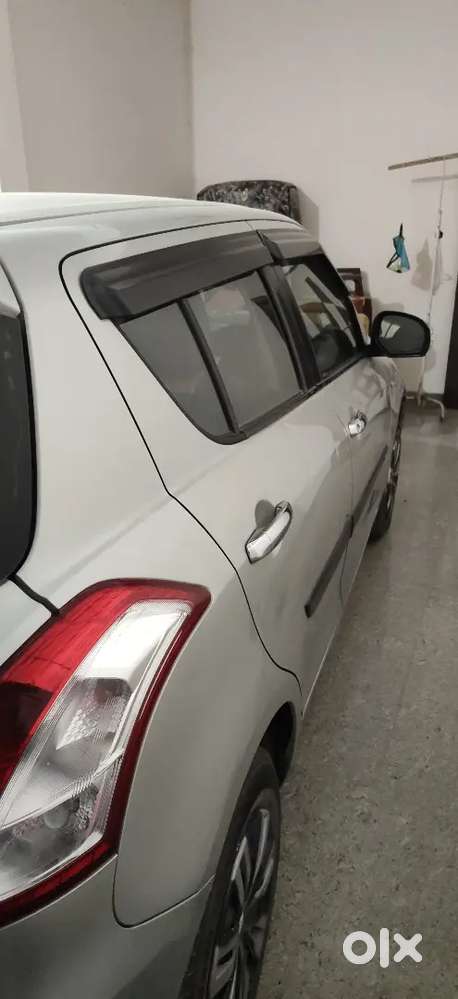Maruti Suzuki Swift 2015 Vxi Iss Petrol