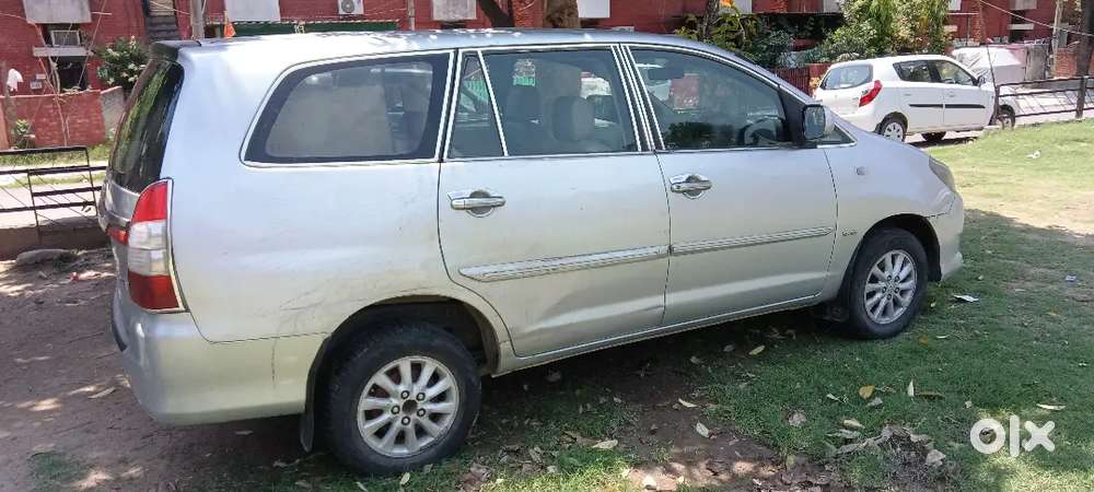 Toyota Innova 2.5 G 2009