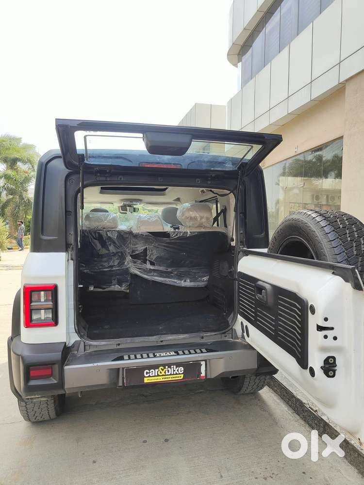 Mahindra Thar Roxx Ax7l Rwd Diesel At, 2025, Diesel