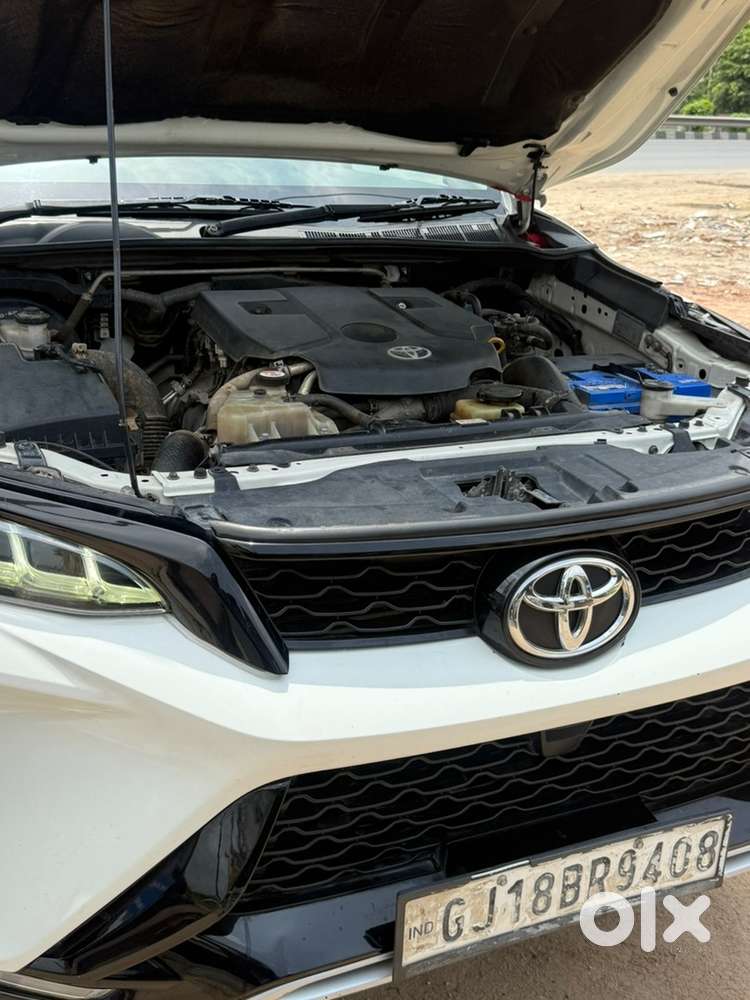 Toyota Fortuner Legender 2022 Diesel Well Maintained