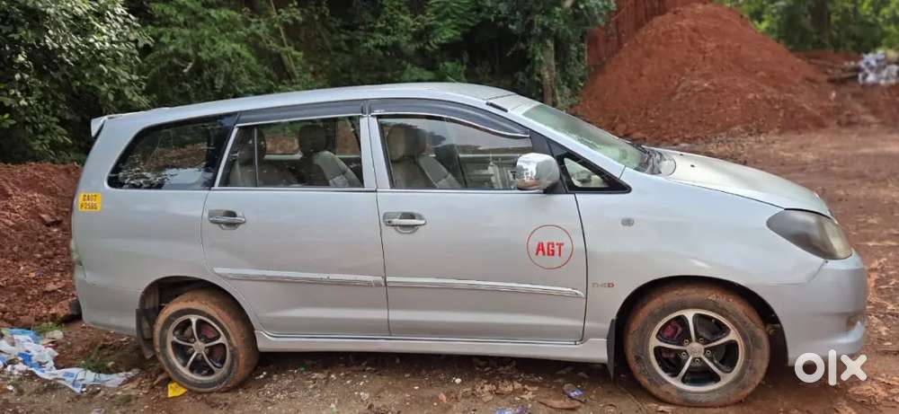 Toyota Innova Diesel 2012 Fourth Owner