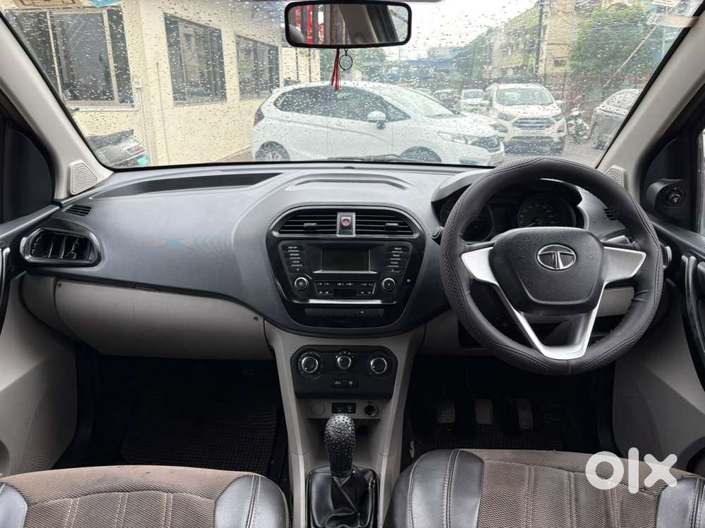 Tata Tiago 1.2 Revotron Xt (o), 2017, Petrol
