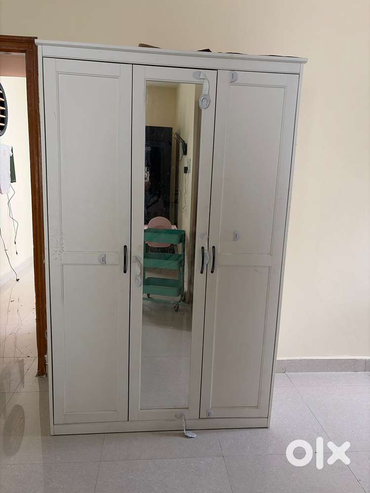 Cupboard with mirror