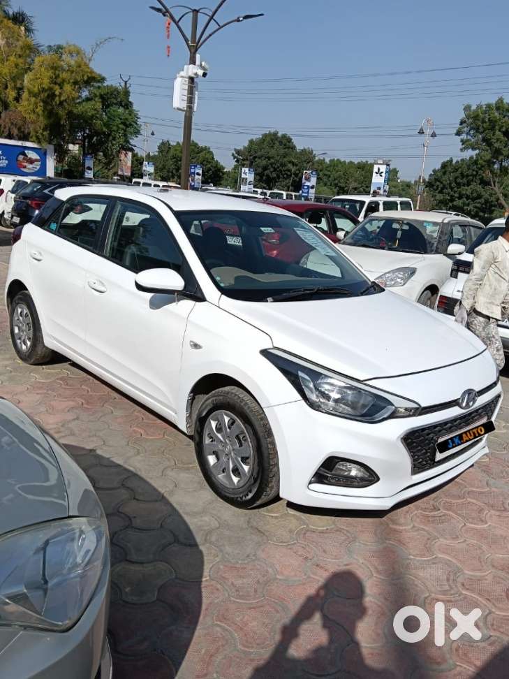 Hyundai I20 Magna 1.2 Mt, 2019, Petrol
