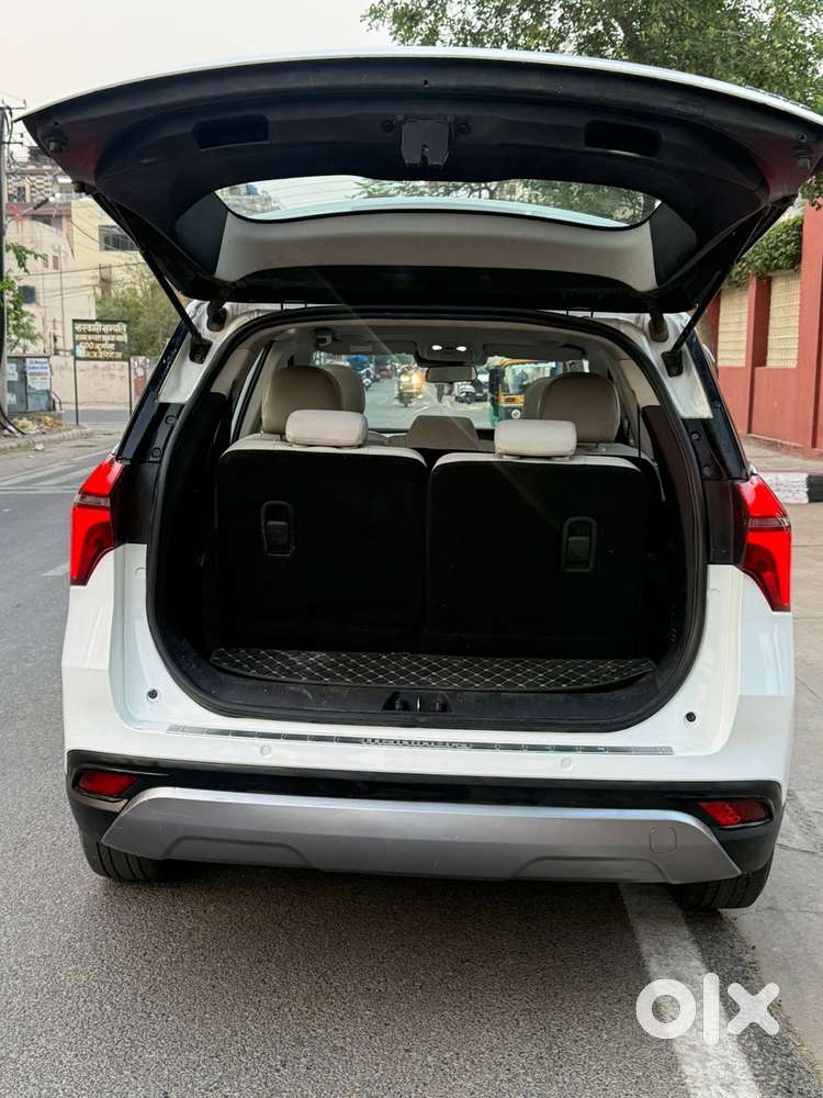 Mahindra Xuv700 Ax7 Luxury Pack Awd, 2022, Diesel