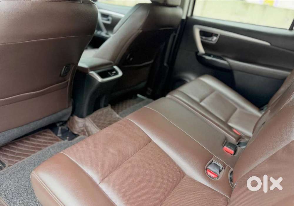 Toyota Fortuner 4x2 At 2.8 Diesel, 2020, Diesel