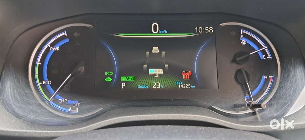 Toyota Innova Hycross 2.0 Vx Hybrid 8 Str, 2025, Petrol