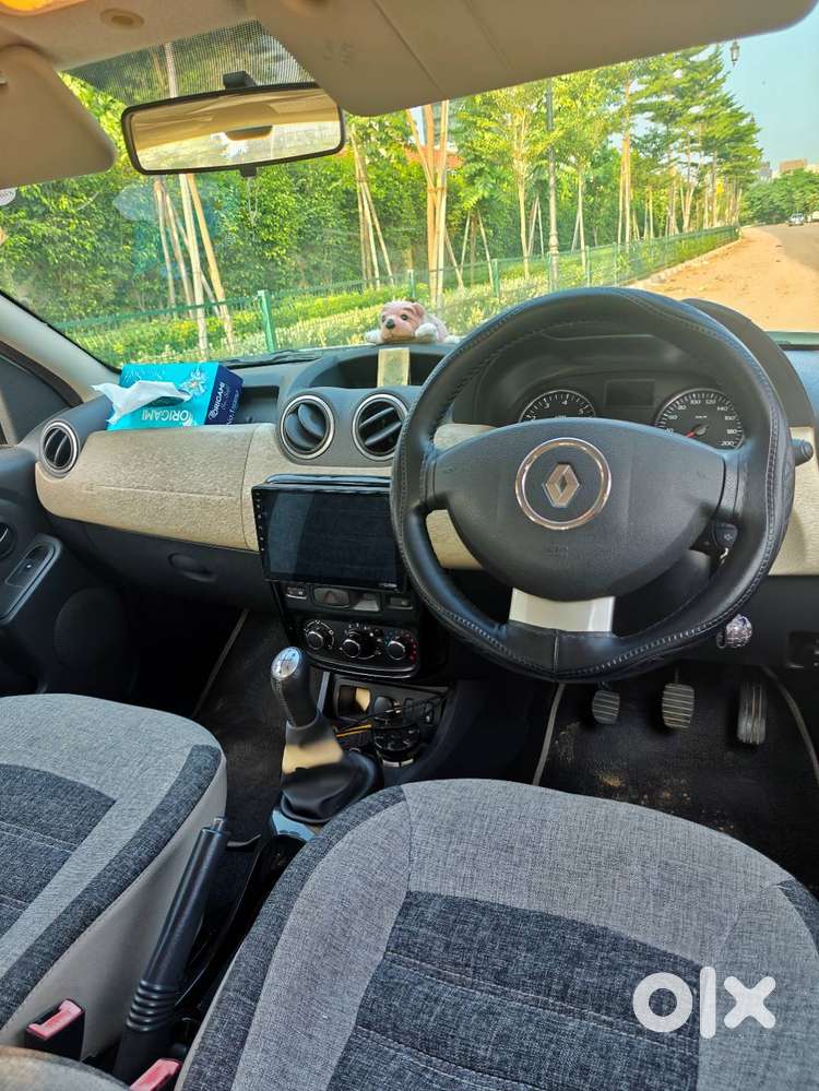 Renault Duster Rxl Petrol Top Model [2013]