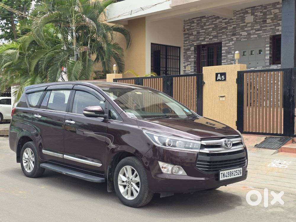 Toyota Innova Crysta 2.4 V, 2017, Diesel