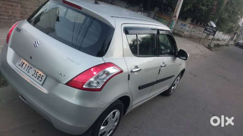 2018 Maruti Swift Vxi