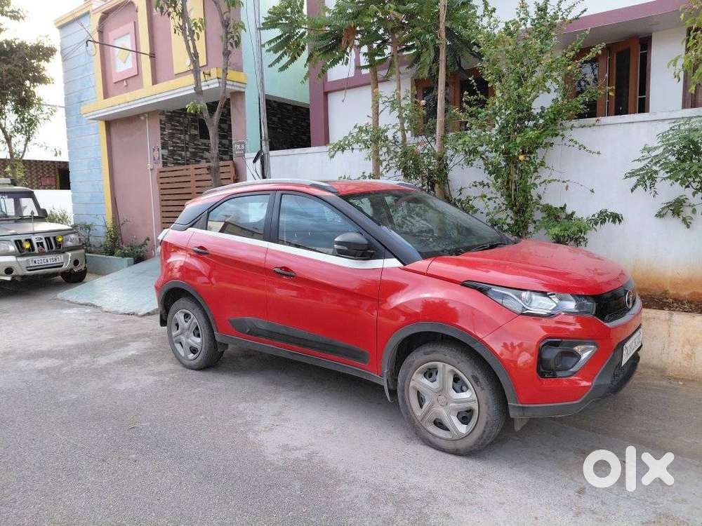 Tata Nexon 1.5 Revotorq Xm (s), 2021, Petrol