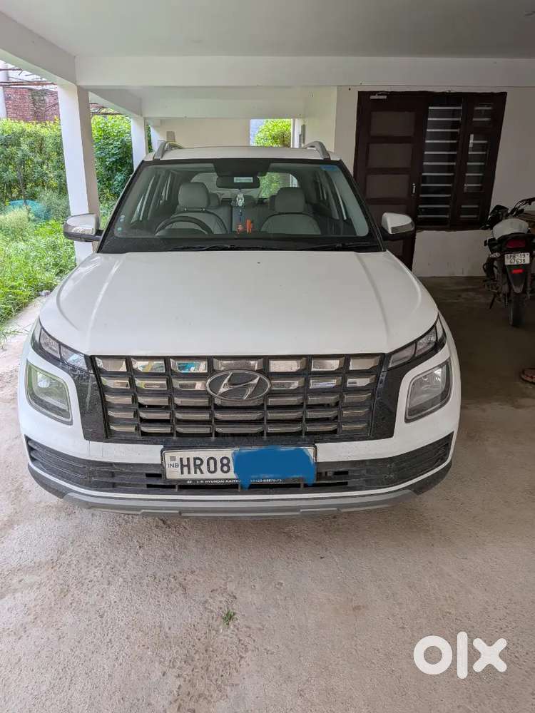 Hyundai Venue S Plus 1.2 Petrol Mt (oct 2024)  Hr-08  Mint Condition
