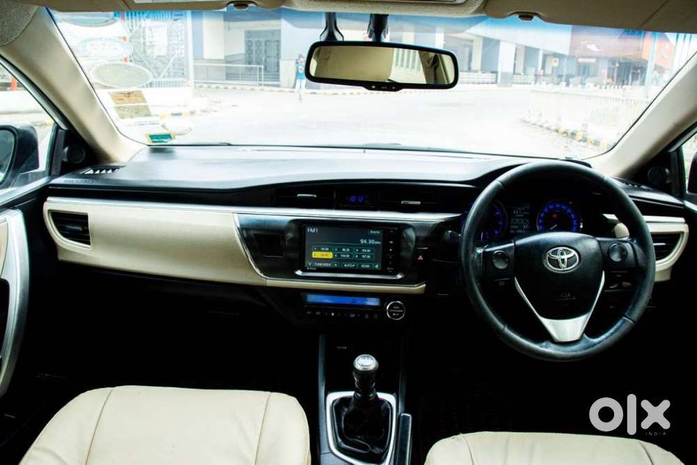 Toyota Corolla Altis 1.8 Gl, 2014, Petrol