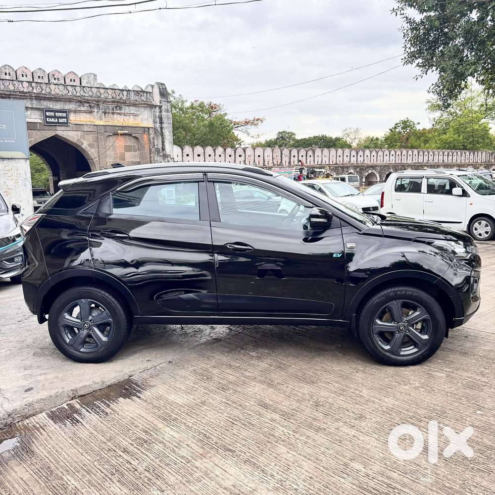 Tata Nexon Ev Xz Plus Dark Edition, 2022, Electric