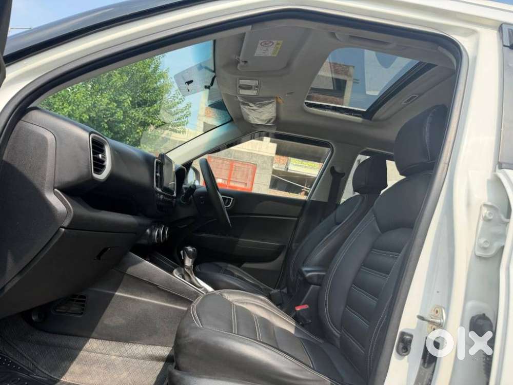 Hyundai Venue 1.0 Sx (o) Turbo Dct, 2019, Petrol