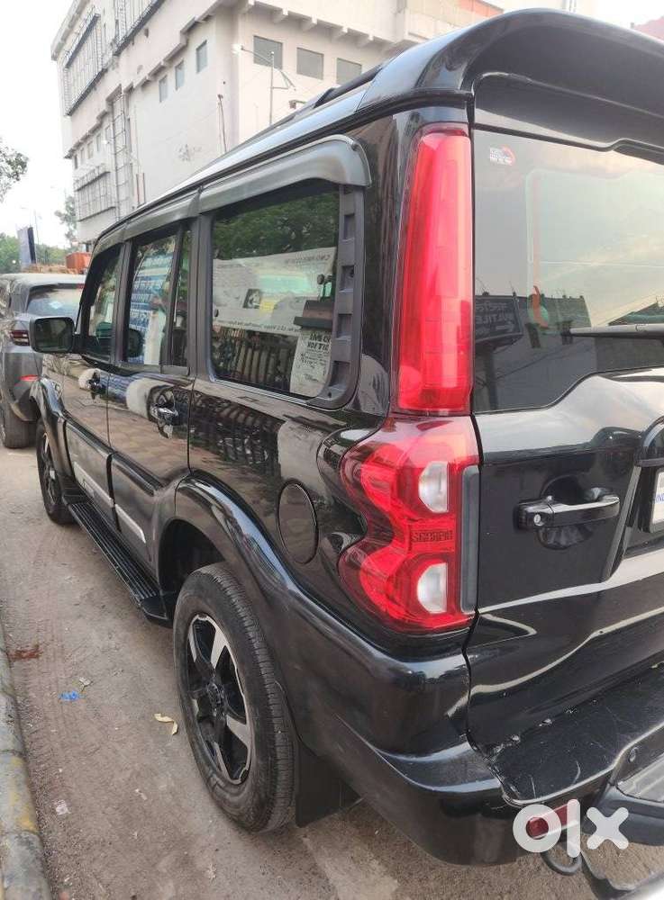 Mahindra Scorpio Classic 2.2 S 11 Mt 7 Str, 2023, Diesel