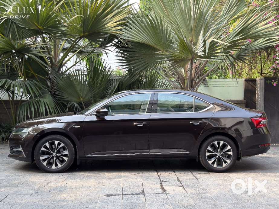 Skoda Superb, 2021, Petrol