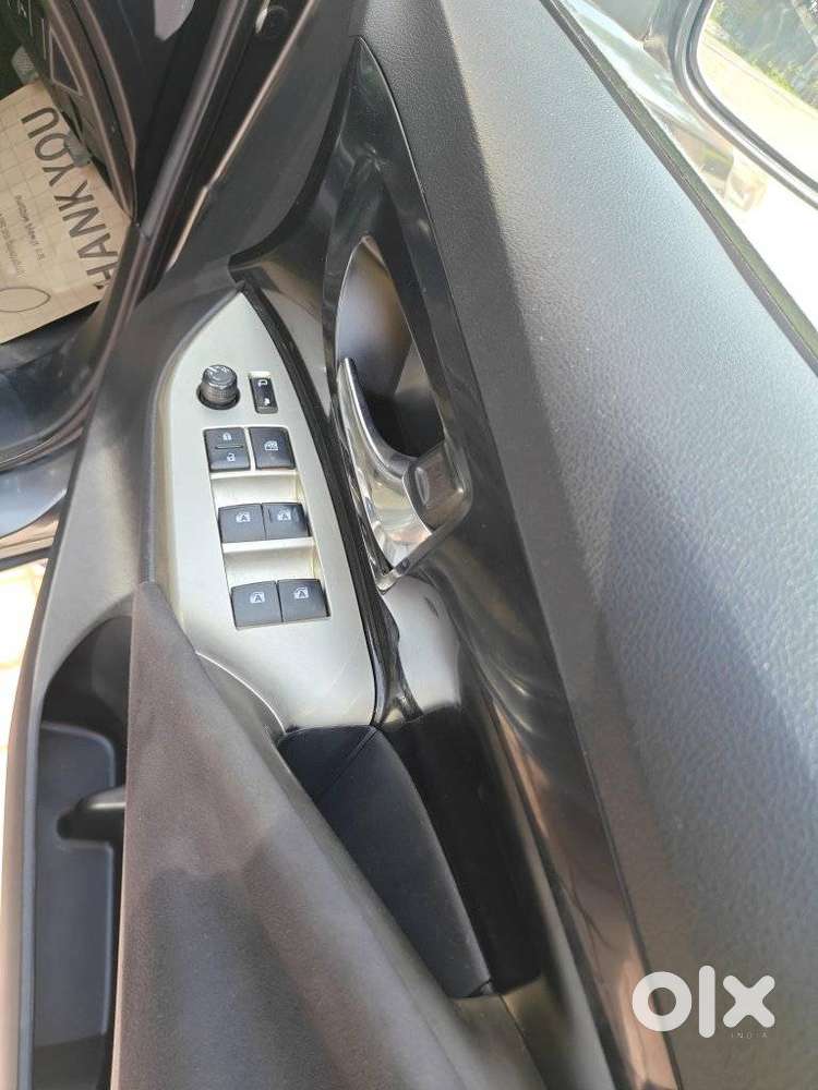 Toyota Innova Crysta 2.4 Z 7 Str, 2016, Diesel