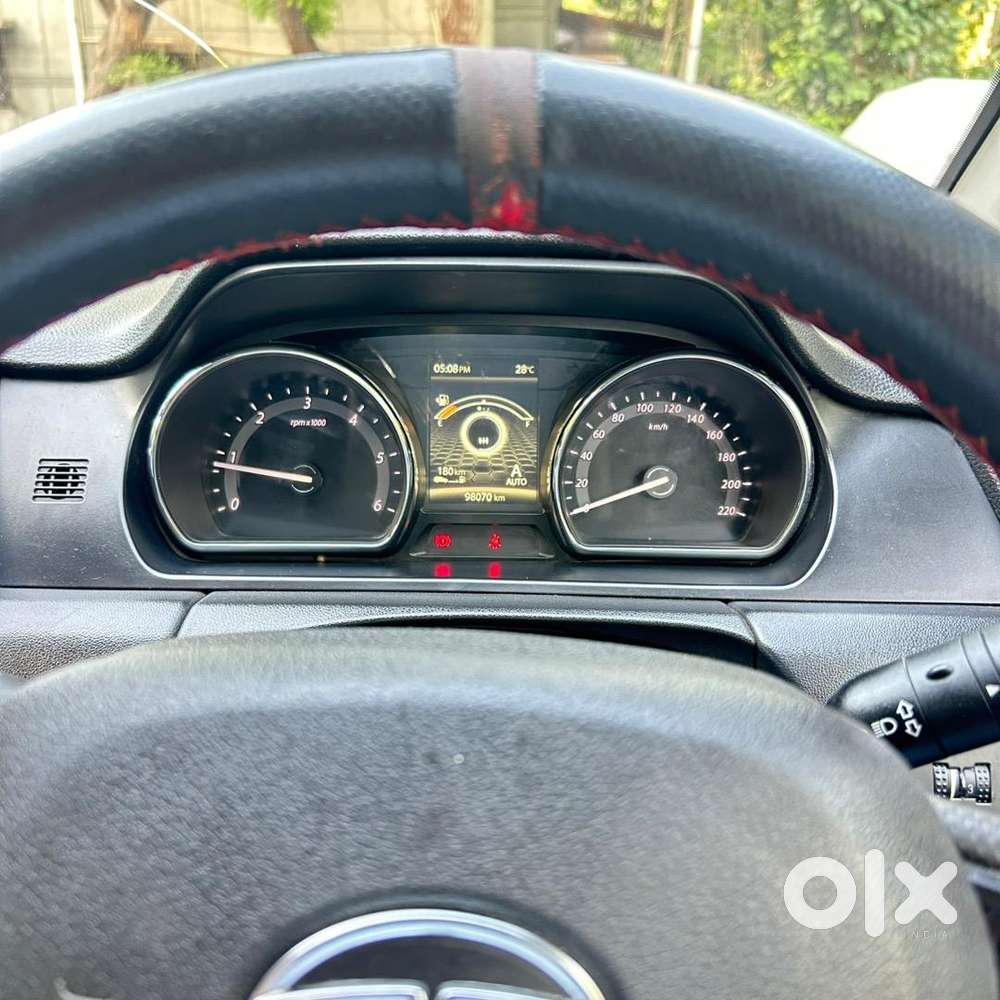 Tata Hexa 2017 Diesel Well Maintained All Original Company Maintained