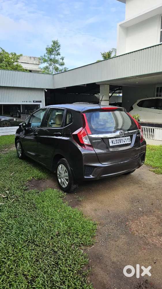 Honda Jazz 2015 Diesel 76000 Km Driven