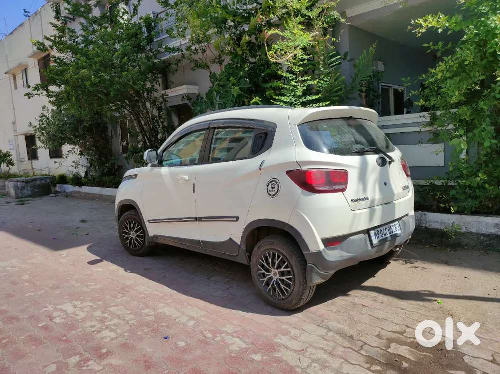 Mahindra Kuv100 Nxt 2016 Petrol