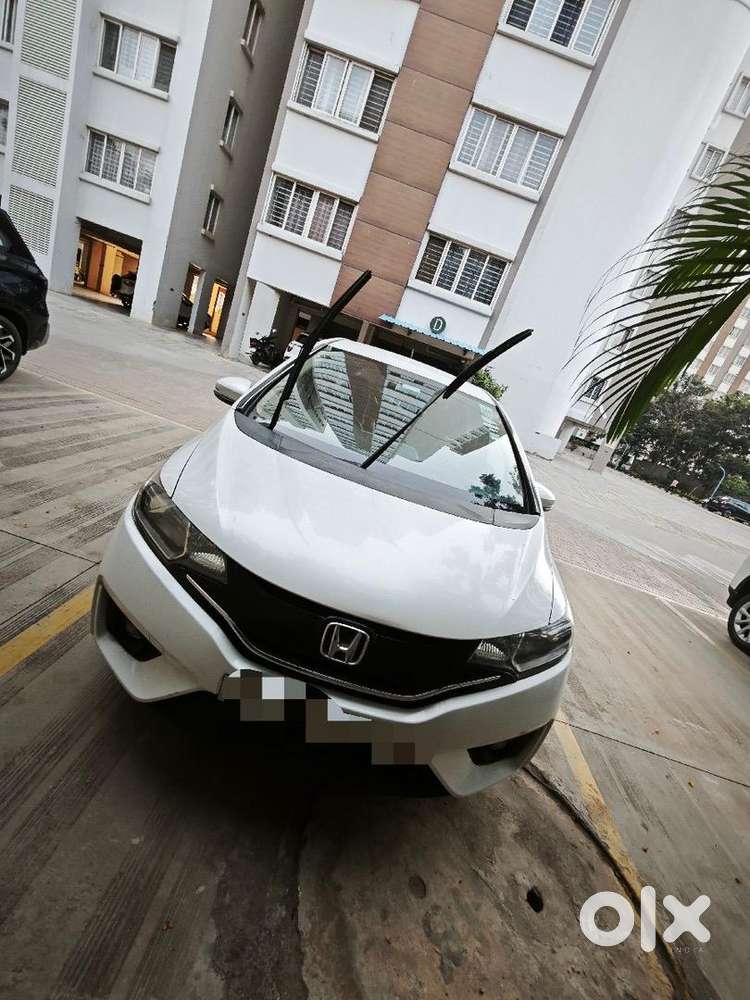 Honda Jazz 2017 Petrol Well Maintained Single User