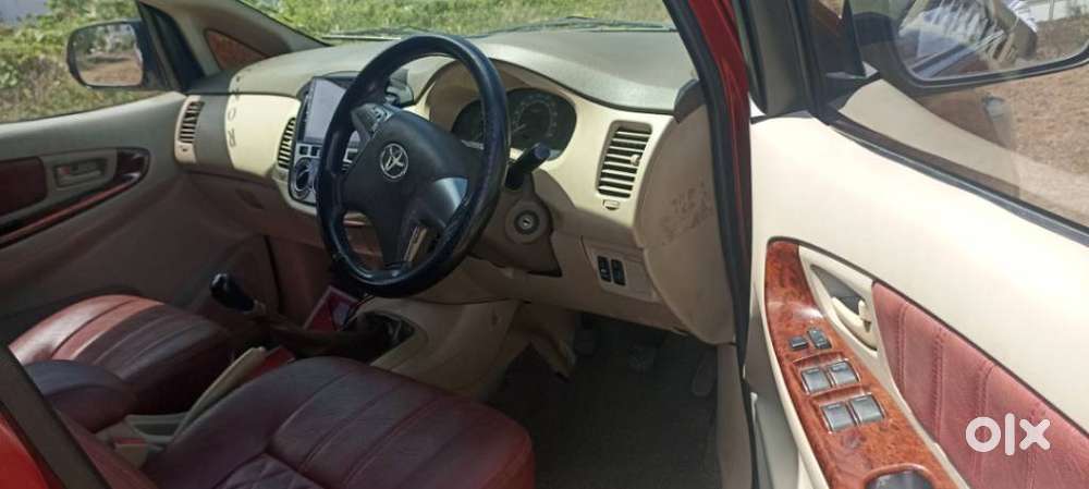 Toyota Innova 2.5 G (diesel) 7 Seater, 2005, Diesel
