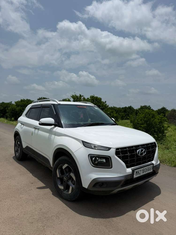 Hyundai Venue Diesel 2021