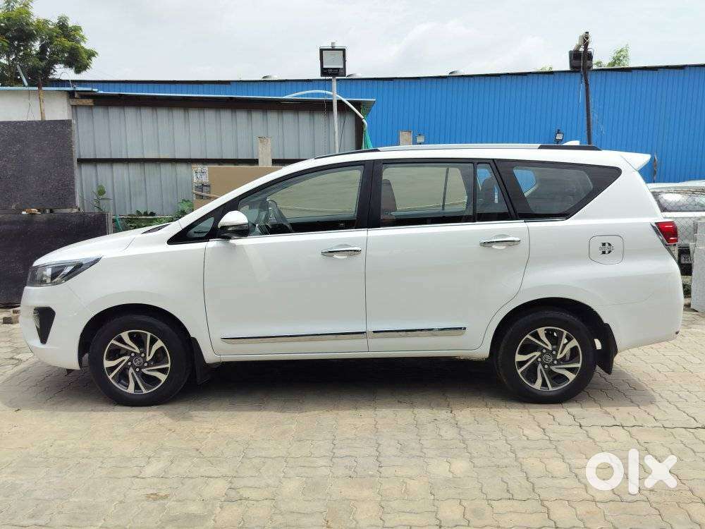 Toyota Innova Crysta 2.4 Gx Mt, 2020, Diesel