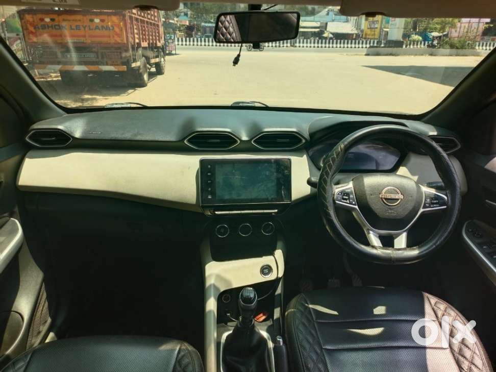 Nissan Magnite 1.0 Xv, 2022, Petrol