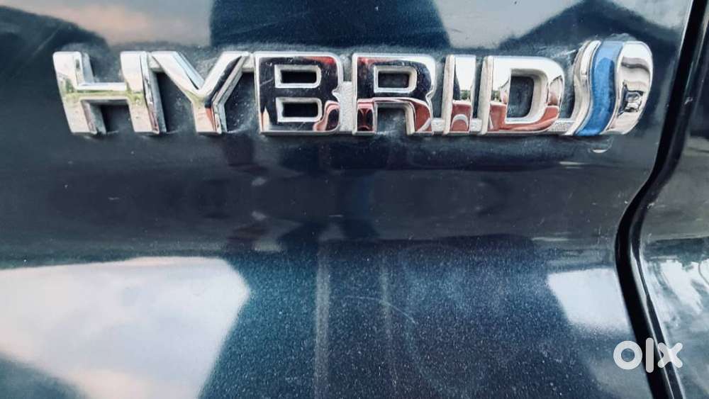 Toyota Innova Hycross 2.0 Vx (o) Hybrid 8 Str, 2025, Petrol