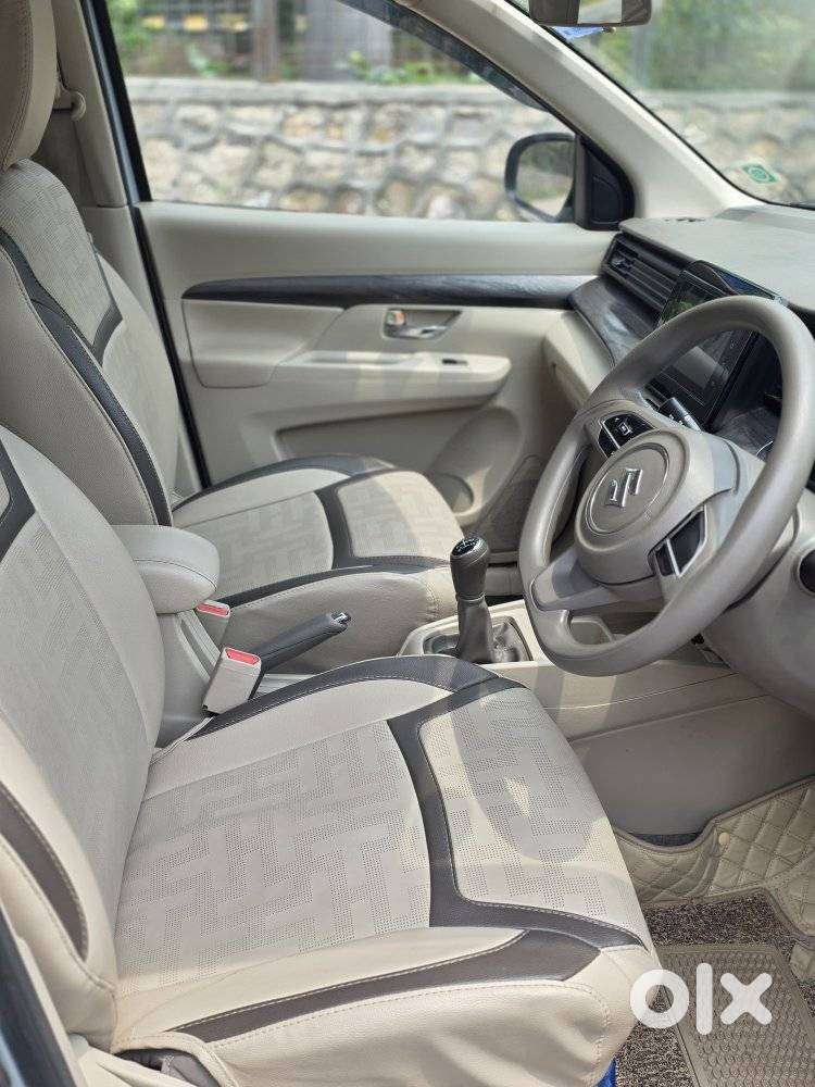 Maruti Suzuki Ertiga Zxi (o) Cng [2022-2023], 2023, Cng & Hybrids