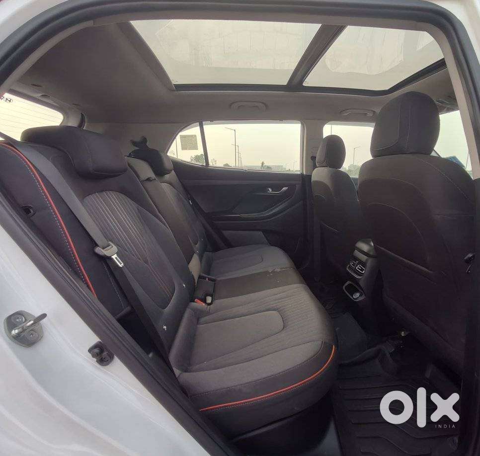 Hyundai Creta King Knight Edition 1.5 Cvt Petrol, 2023, Petrol